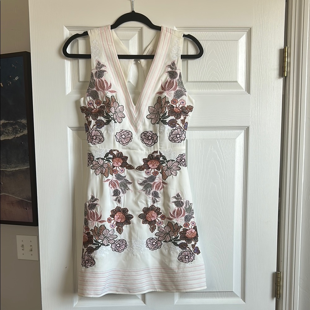 White floral Mini Dress with V-Neck